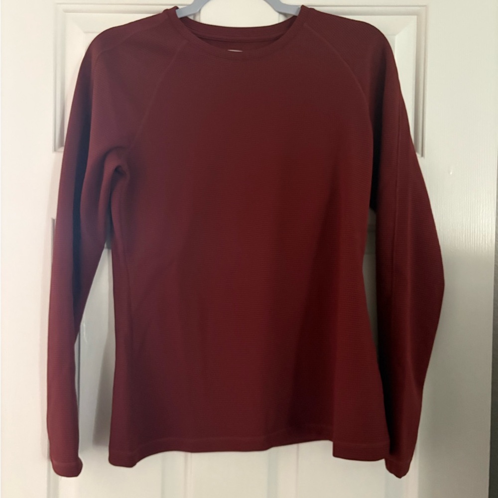 Figs Women's Crewneck Sweater in Burgundy